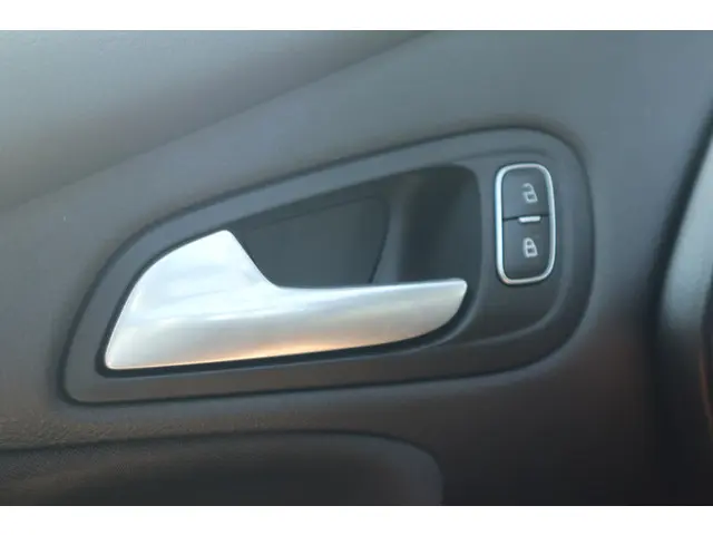 Ford Focus Wagon 1.0 First Edition 2015 Benzine 19