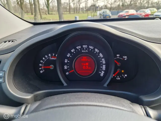 Kia Sportage 1.6 GDI 20th Anniversary 2013 Benzine 25