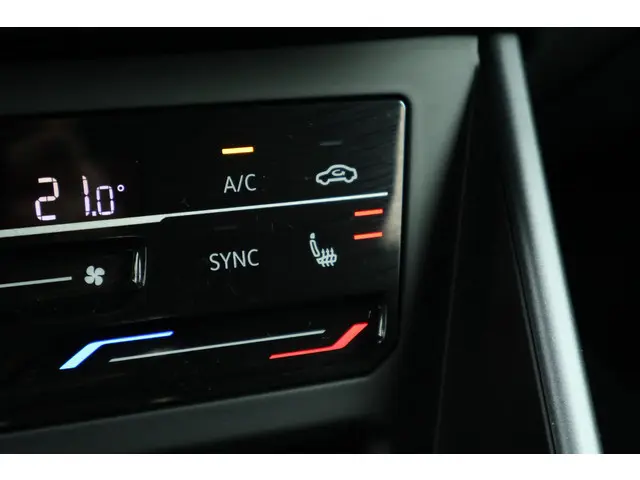 Volkswagen Polo 1.0 TSI R-Line Business 2022 Benzine 21