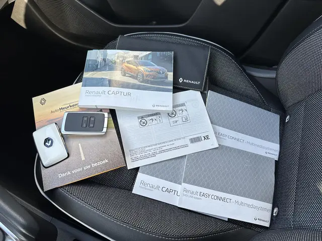 Renault Captur TCe 90 Intens 2021 Benzine 23