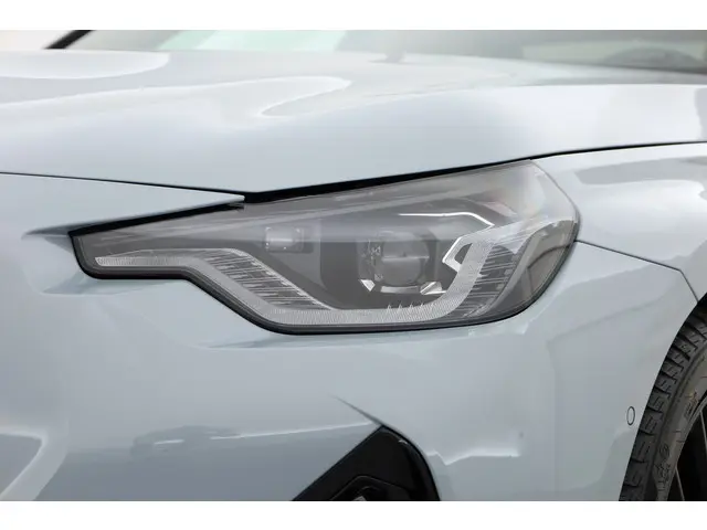 BMW 2 Serie Coupé M240i xDrive 375pk 2023 Benzine 29