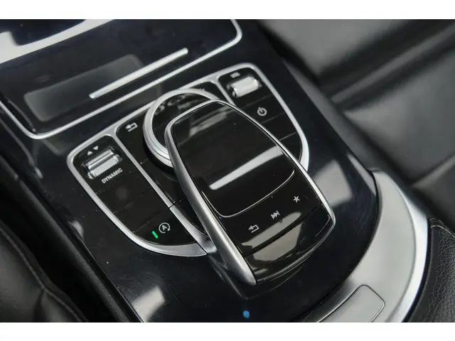 Mercedes-Benz C-Klasse C200 AMG 184pk 2017 Benzine 24