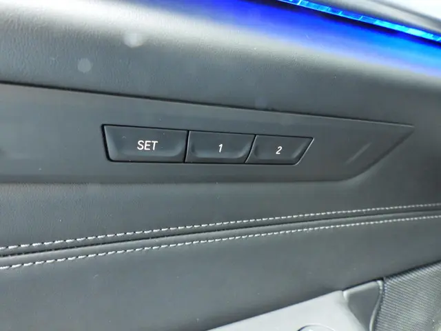 BMW 5 Serie Sedan 530e 2019 Hybride Benzine 26