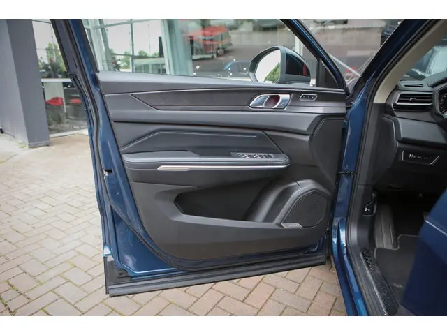 Lynk & Co 01 1.5 2022 Hybride Benzine 5