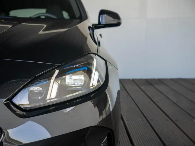 BMW 1 Serie 120 2025 Benzine 16