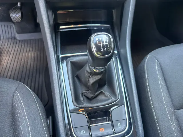 Škoda Karoq 1.0 TSI Style 2018 Benzine 14