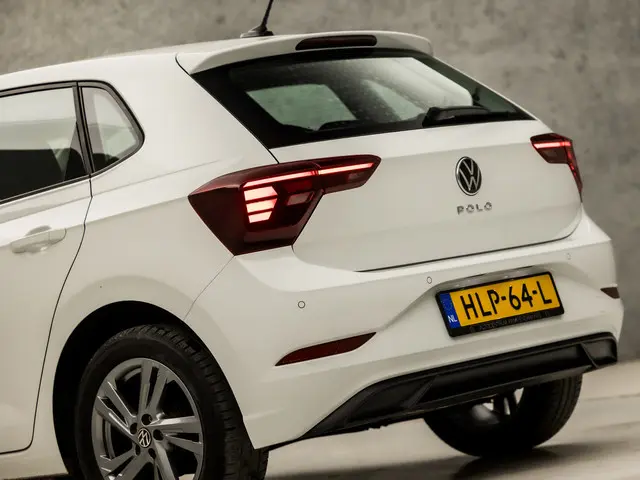 Volkswagen Polo 1.0 Sportline 2023 Benzine 13
