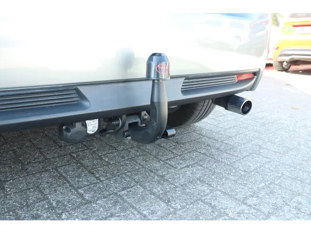 Toyota Verso 1.8 VVT-i BUSINESS AUT. 2013 Benzine 6