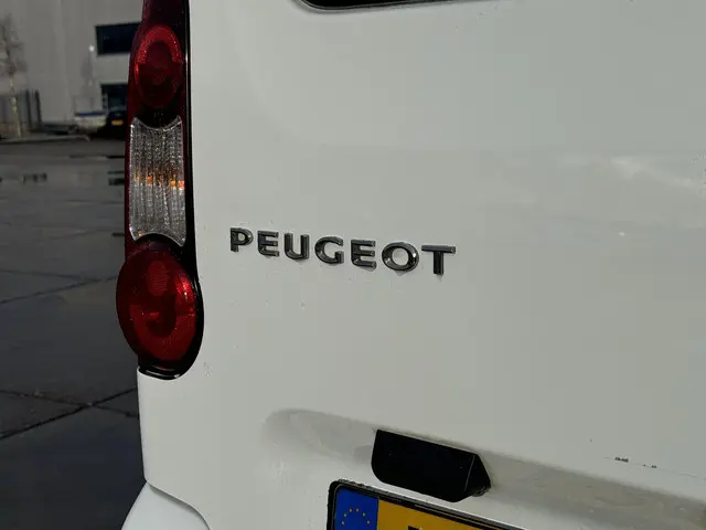 Peugeot Partner 120 1.6 BlueHDi 100 L1 XR 2016 Diesel 10