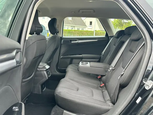 Ford Mondeo Wagon 1.5 Titanium 2015 Benzine 8