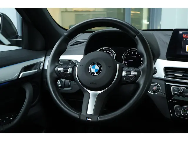BMW X2 xDrive25e High Executive 2020 Hybride Benzine 28