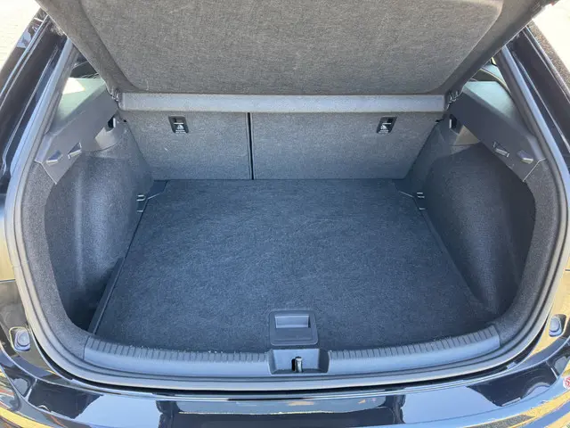 Volkswagen Taigo 1.0 TSI R-Line Edition 2025 Benzine 10