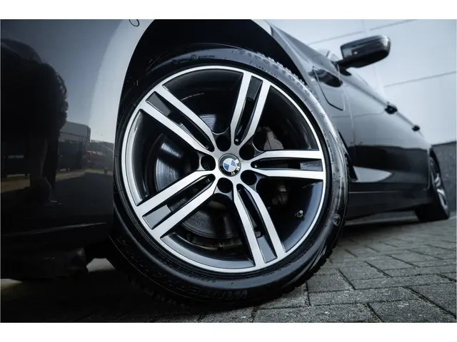 BMW 5 Serie Touring 530e 2021 Hybride Benzine 9