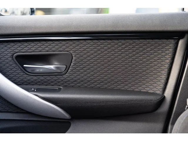 BMW 4 Serie Gran Coupé 418i Executive 2019 Benzine 47