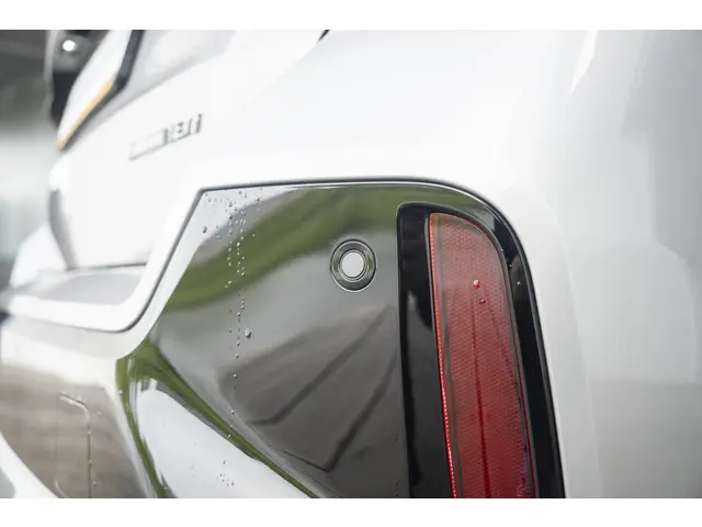 BMW X1 18i sDrive Aut. 2024 Benzine 66