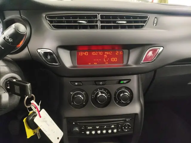 Citroën C3 1.0 VTi Attraction 2014 Benzine 12