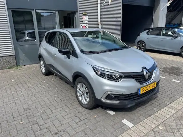 Renault Captur 0.9 TCe Limited 2019 Benzine 3