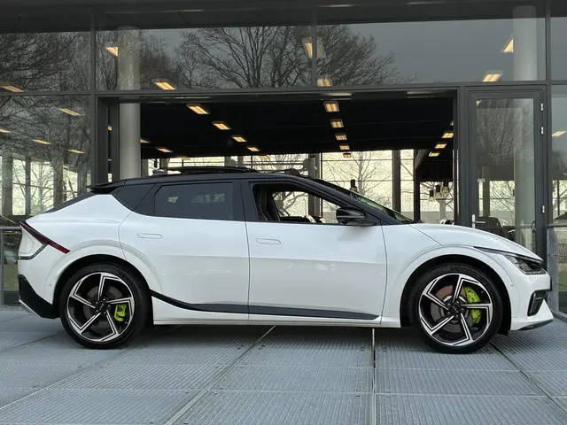 Kia EV6 GT AWD 77.4 kWh 2023 Elektrisch 26