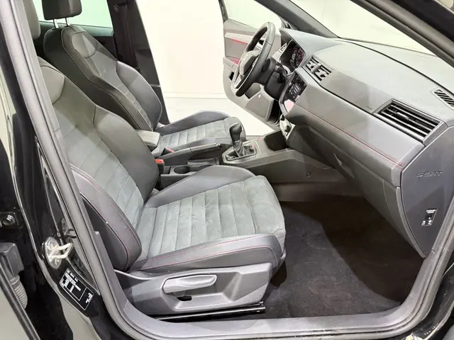SEAT Ibiza 1.0 TSI FR Business Intense Aut 2020 Benzine 30