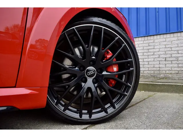 Audi TTS Roadster Quattro Competition 2021 Benzine 9