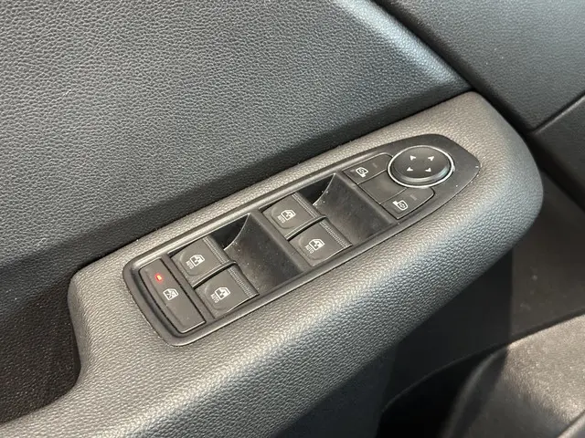 Renault Clio 1.0 TCe 90 GPF evolution 2024 Benzine 18