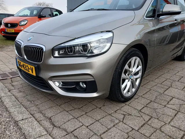 BMW 2 Serie Active Tourer 220i Luxury 2015 Benzine 3