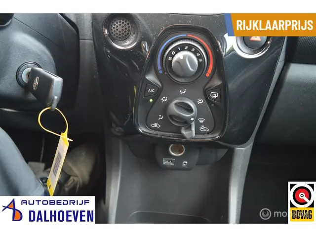 Toyota Aygo 1.0 VVT-i x 2018 Benzine 19