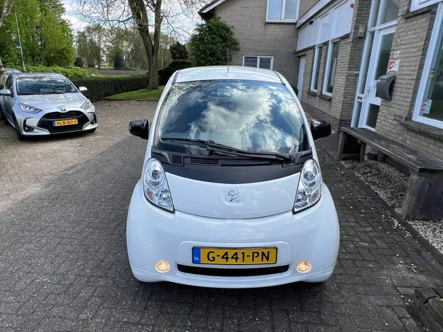 Peugeot iOn Active Airco 2019 Elektrisch 24
