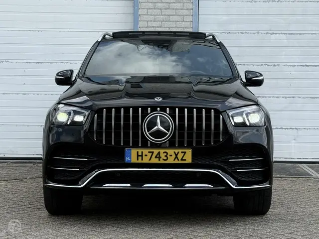 Mercedes-Benz GLE 300 d 4MATIC Premium Plus 2019 Diesel 4
