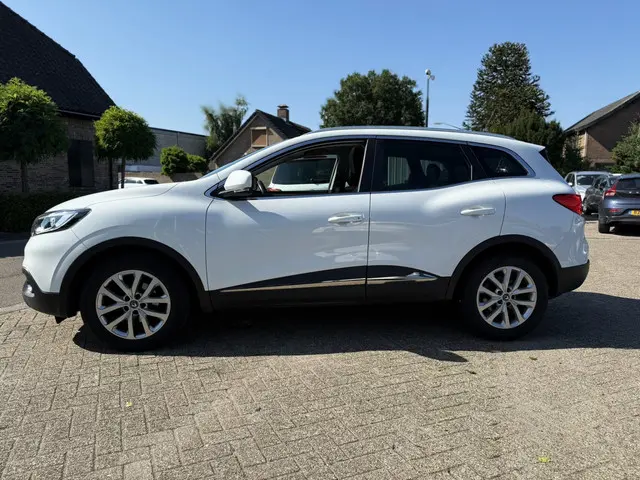 Renault Kadjar TCe INTENS 2017 Benzine 3