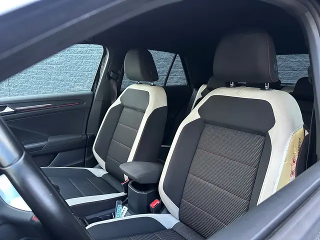 Volkswagen T-Roc 1.5 TSI Sport 2019 Benzine 7