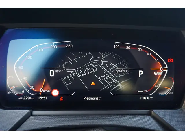 BMW 1 Serie 118i 2024 Benzine 14