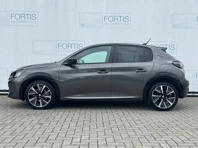 Peugeot 208 1.2 PureTech GT 2022 Benzine 8