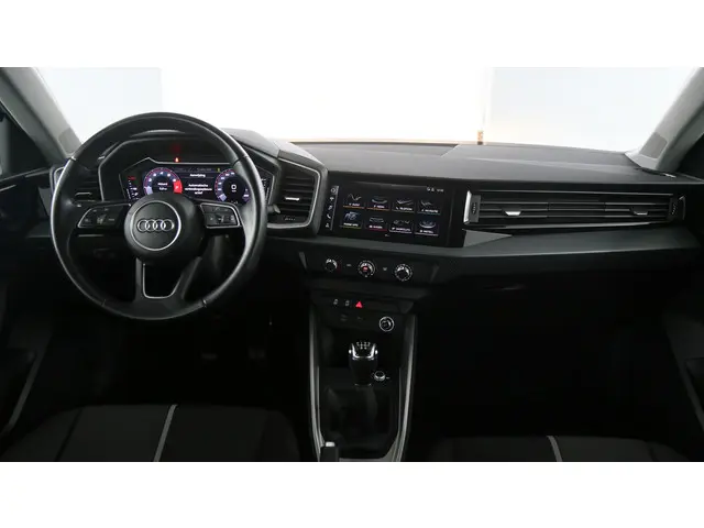 Audi A1 Sportback 25 TFSI 96pk Pro Line 2019 Benzine 36