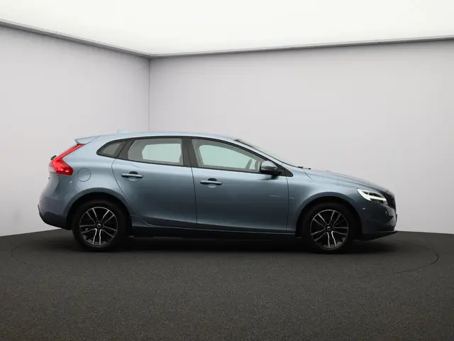 Volvo V40 2.0 T2 Nordic+ 2016 Benzine 7