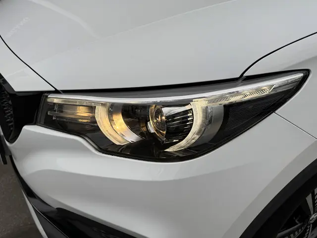 MG ZS EV MG Luxury 45 kWh 140pk 2020 Elektrisch 4