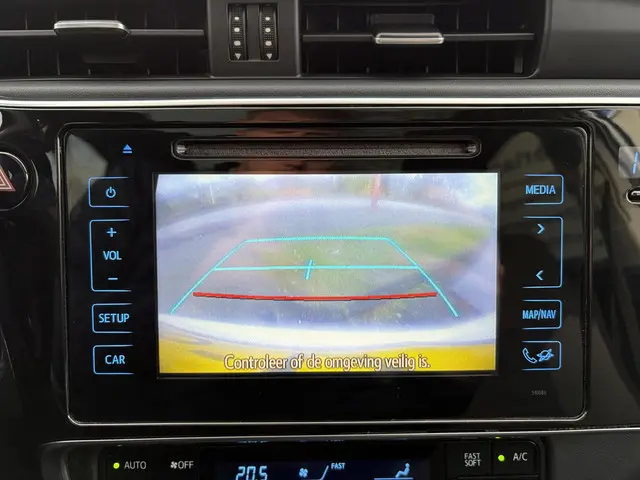 Toyota Auris 1.8 Hybrid Trend 2016 Hybride Benzine 31