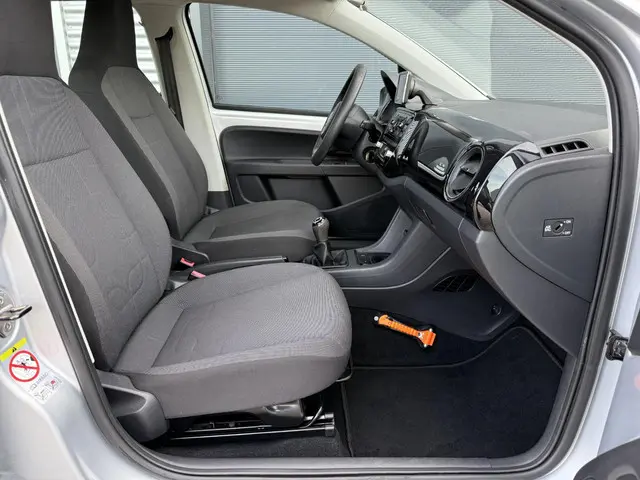 Volkswagen up! 1.0 move up! BlueMotion 2013 Benzine 22