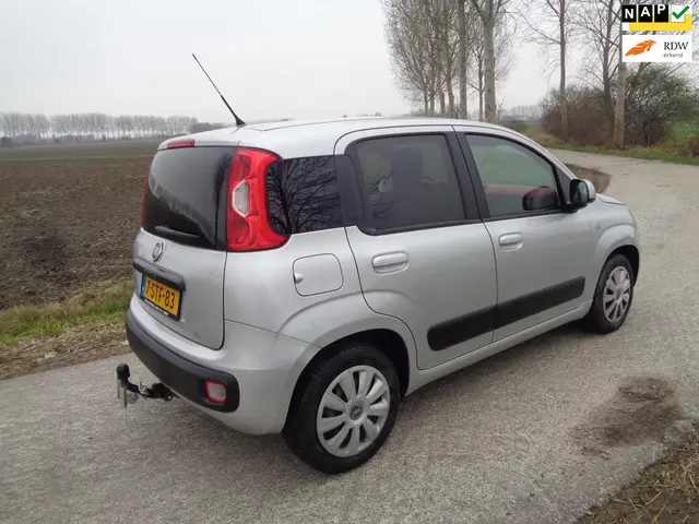 Fiat Panda 0.9 TwinAir Lounge 2013 Benzine