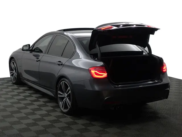 BMW 3 Serie 330e M Performance Aut- 2016 Hybride Benzine 39