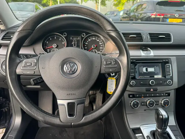 Volkswagen Passat Variant 1.4 TSI 2012 Benzine 17