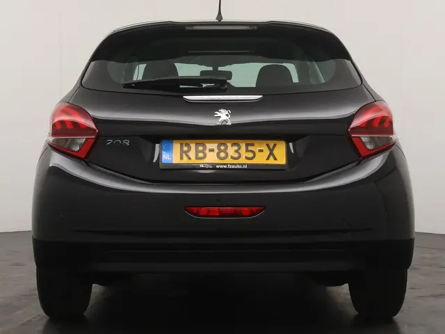 Peugeot 208 1.2 PureTech Blue Lion 2017 Benzine 4