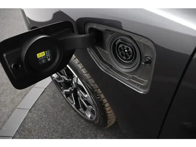 BMW X3 30e xDrive 2025 Hybride Benzine 34
