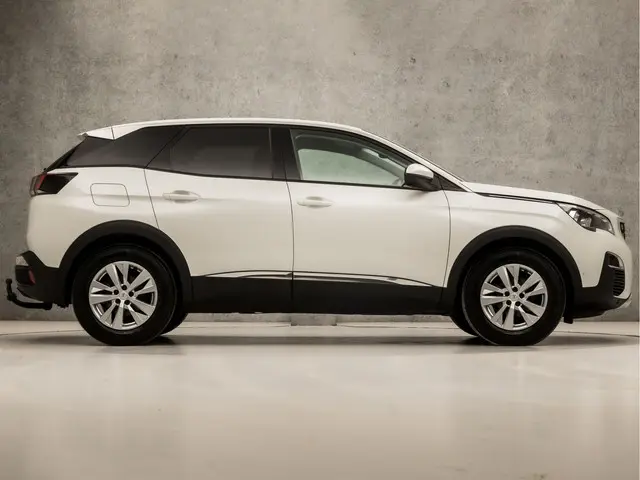 Peugeot 3008 1.2 PureTech Sport 2017 Benzine 4