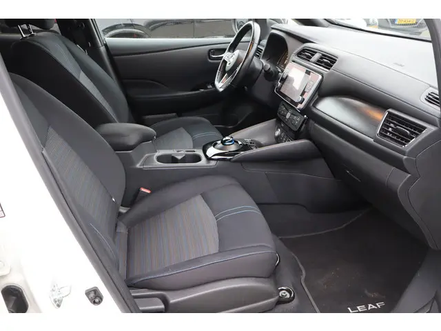 Nissan Leaf N-Connecta 40 kWh 2020 Elektrisch 11