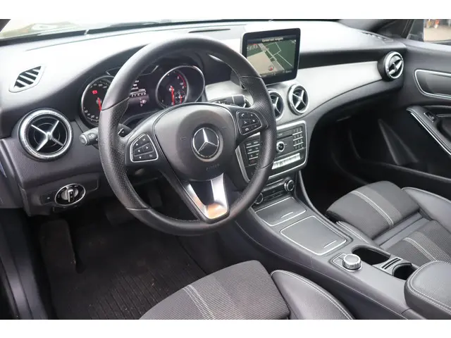 Mercedes-Benz CLA 180 d Lease Edition Plus 2016 Diesel 6