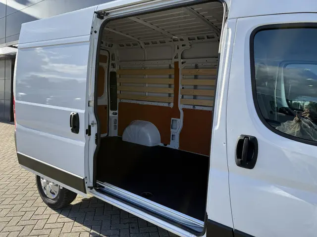 Fiat Ducato 35 2.2D 180PK MultiJet L2H2 2024 Diesel 17