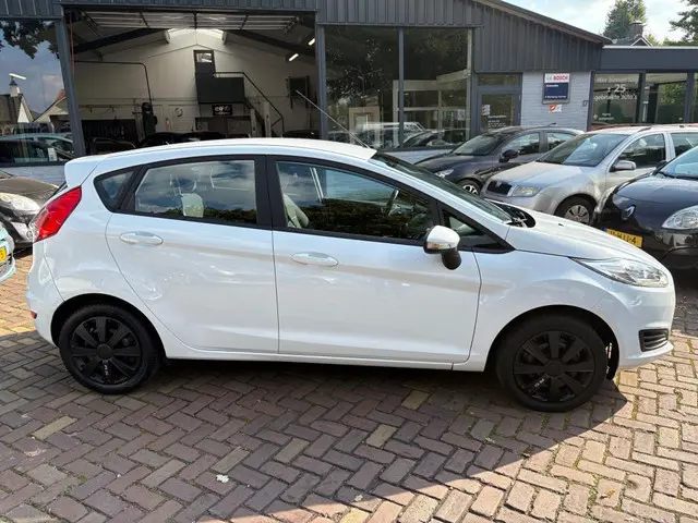 Ford Fiesta 2