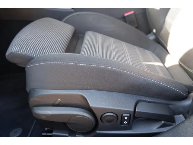 Opel Insignia Sports Tourer 1.6 T Business+ 2014 Benzine 11