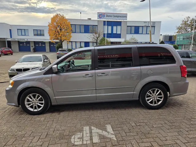 Dodge Grand Caravan 3.6 V6 2013 Benzine 4